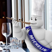 Michelin continue son expansion par acquisition de plateforme de réservation digitale de restaurant