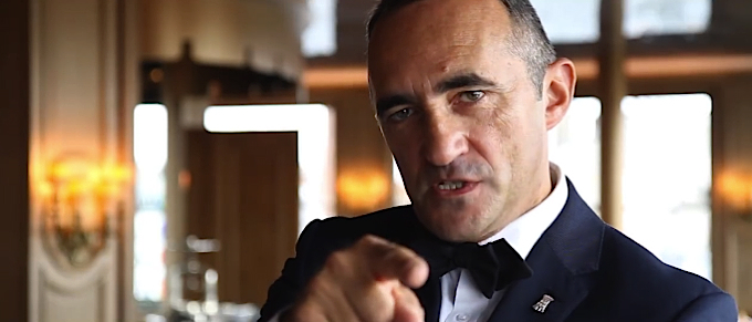 ge rh expert Le Trophée du Maître d’Hôtel revient et c’est en vidéo qu’il lance l’appel à candidature au plus beau concours d’Art du Service !