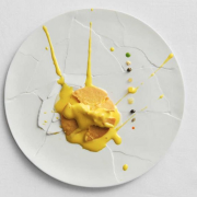  » L’esclaffé artistique  » de Massimo Bottura sur les assiettes