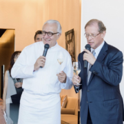 Beige le restaurant de la marque Chanel à Tokyo signé Alain Ducasse change son décor