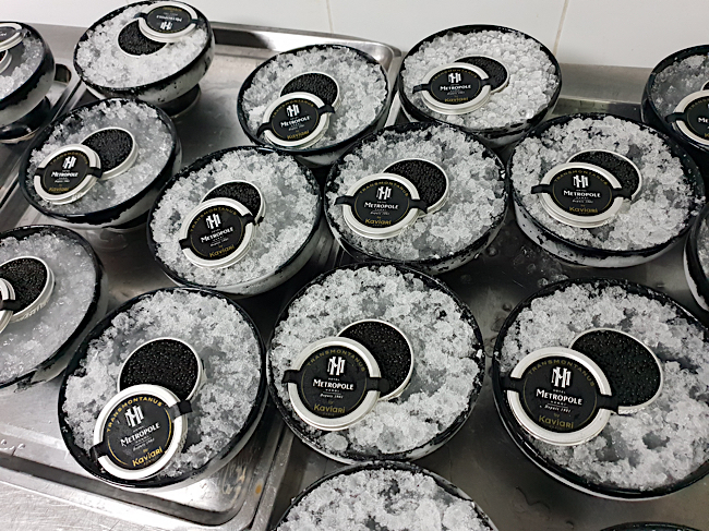 hotel metropole hanoi caviar
