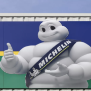 Combien coûte l’implantation d’un guide Michelin à l’étranger