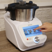 à 940 € de moins le  robot-cuiseur multifonction de Lidl va-t’il détrôner le Thermomix de Vorweck