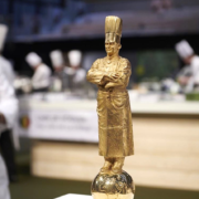 Romain Masset chef de cuisine à Saint-Bonnet-Le-Froid se lance dans le Bocuse d’Or