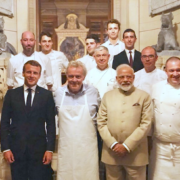 C’est le chef Alain Passard qui a cuisiné hier soir au Château de Chantilly pour Narendra Modi le Premier Ministre Indien