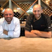 Les chefs Julien Lavigne et Bertrand Dubois fêtent les 5 ans du Café Français à Colombo
