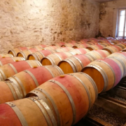 Les Etats-Unis prolongent de six mois la taxe de 25% sur les vins français