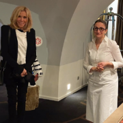 Anne-Sophie Pic reçoit Madame Brigitte Macron au Musée Pic, visite à Valence à l’occasion de la création des futurs locaux de LIVE, l’Institut des Vocations et de l’Emploi
