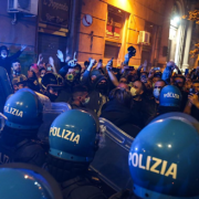 Italie – Nombreuses manifestations pour dénoncer les dernières mesures sanitaires – Les restaurateurs ne sont pas aidés, la grogne monte