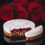 Ça c’est palace – Le cheesecake croustillant de François Perret au Ritz et dans les boutiques Fou de Pâtisserie