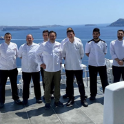Le chef Emmanuel Renaut signe la carte du restaurant Lauda – Destination la Grèce sur l’île de Santorin