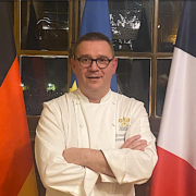 Le chef Yohann Chapuis a cuisiné hier soir pour le Président Emmanuel Macron et la Chancelière Angela Merkel – Découvrez le menu