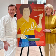 « Julia » le biopic de la chef Julia Child sort en salle aux États-Unis Daniel Boulud lui rend hommage :  » Elle a contribué de rendre la « cuisine française à la maison » accessible et agréable pour les Américains ».