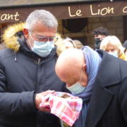 Thierry Marx au marché de la truffe à Lalbenque dans le Lot : « La truffe est rare et doit l’à rester. Il ne faut pas l’industrialiser. »