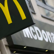 1500 restaurants Mc Donald en France – 2 ème marché mondial de la firme américaine – Comment elle a échappé en partie aux impôts français