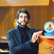 Les ambitions de Mikaël Petrossian qui vient d’ouvrir « Mantchouk » un restaurant arménien à Paris