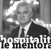 Un jour, un livre… annoncé : « L’hospitalité et le mentor, il était une fois le restaurant de demain » par Denis Courtiade, directeur du restaurant gastronomique du Plaza Athénée