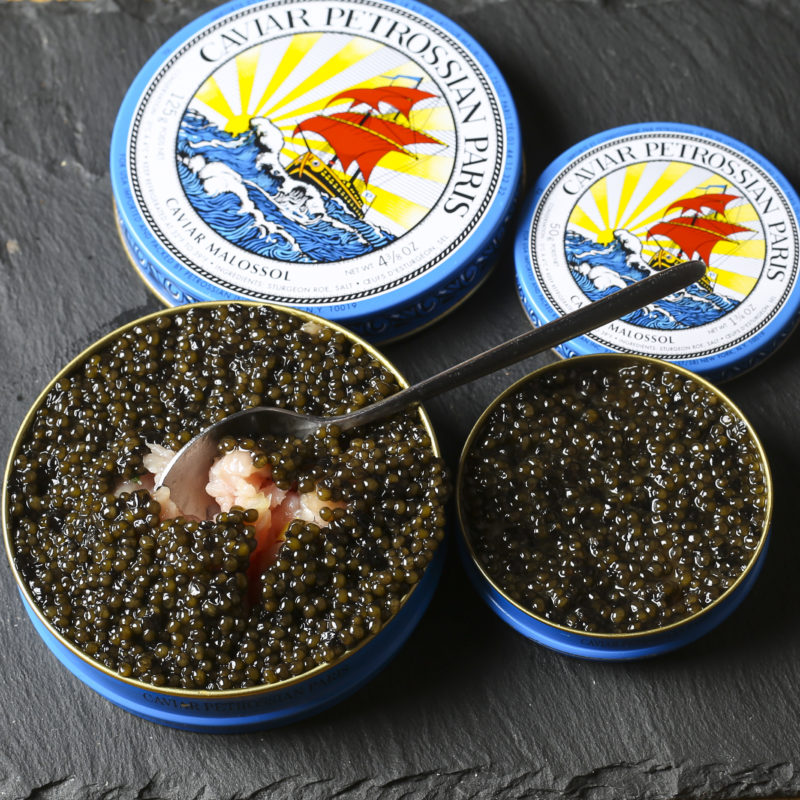 L’attribut alt de cette image est vide, son nom de fichier est Caviar-et-tartare-de-veau-Phot-KarineS.bouvatier-800x800.jpg.