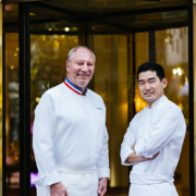 Yu Tanaka devient le chef pâtissier exécutif du Bristol Paris et remplace Pascal Hainigue
