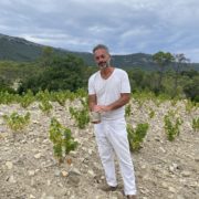 Colline des Louves – Aux enchères chez Sotheby’s dès son premier millésime !