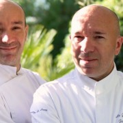 En 2016, les frères Pourcel quitteront le guide Michelin en attendant que leurs deux nouvelles adresses à Montpellier soient dévoilées