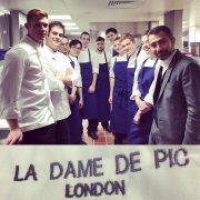 Les équipes de – La Dame de Pic – à Londres entrent en cuisine !