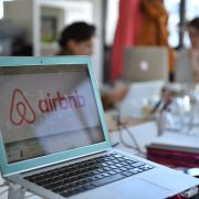Les hôteliers en danger face à Airbnb ! 800 d’entre eux ont déposé une plainte pour concurrence déloyale…