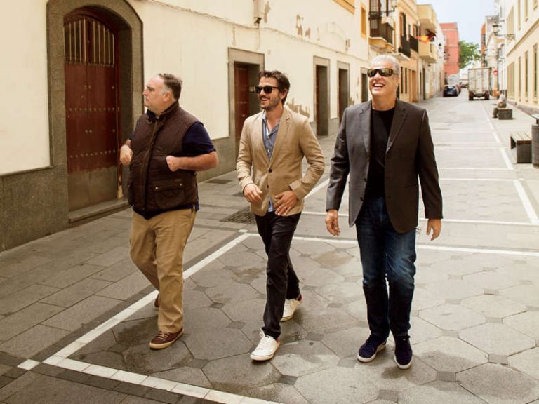 Les Chefs ric Ripert Jos Andr s Et L acteur Diego Luna En Andalousie Food Sens