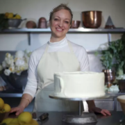 Mariage du Prince Harry – Depuis 5 jours la pâtissière Claire Ptak prépare le gâteau des Mariés