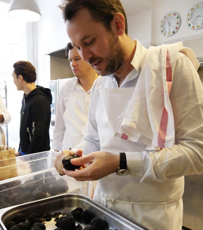 Mathieu Pacaud Chef Mathieu Pacaud - Restaurant - Place des Vosges - Gastronomie