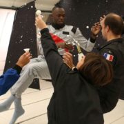Gros coup de pub pour le Champagne Mumm – Usain Bolt savoure du Champagne en apesanteur