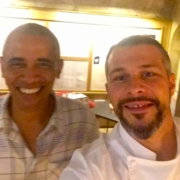 Quand la famille Obama fait escale dans les cuisines de L’Oustau de Baumanière des chefs Jean-André Charial et Glenn Viel