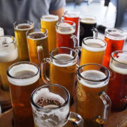 La bière reprend des couleurs – elle séduit de plus en plus les jeunes aux dépens des sodas