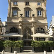 11 juillet – 10 heures – Gérard Depardieu vend aux enchères  grands crus et mobilier de La Fontaine Gaillon