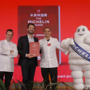 Guide Michelin Singapour 2019 – 2 nouveaux trois étoiles – Restaurant Les Amis et Odette du chef Julien Royer