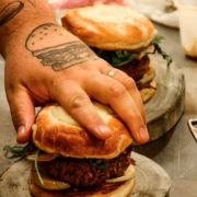 La 7e édition du concours Burgers Toqués annoncée pour le 8 octobre à Paris.
