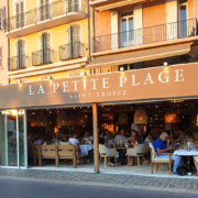 Saint-Tropez renait de ses cendres et se réinvente autour d’une restauration de qualité et innovante
