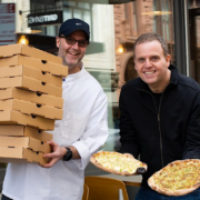 Le chef Wylie Dufresne passe à la pizza … Stretch Pizza