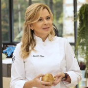 Christelle Brua chef pâtissière au Palais de l’Élysée embarque pour le jury de l’émission « Le Meilleur Pâtissier – Professionnels « 