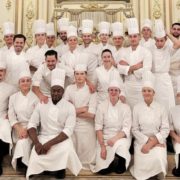François Deshayes, chef pâtissier du Meurice, lance le 9 septembre un concours de pâtisserie pour son équipe