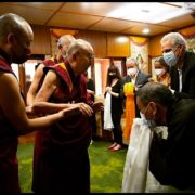 Le chef Éric Ripert en Inde à la rencontre du Dalaï Lama