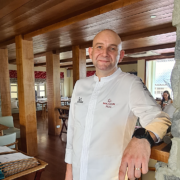 Alpea – Bangkok – La table bistronomique du chef Arnaud Dunand qui complète sa table étoilée Maison Dunand