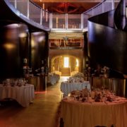 Scènes de vins et de table – Diner gastronomique signé par le chef Eric Pras***, dans le chai du Domaine UMA à Valflaunès